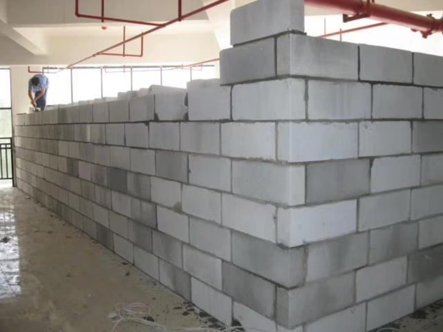 正宁蒸压加气混凝土砌块承重墙静力和抗震性能的研究